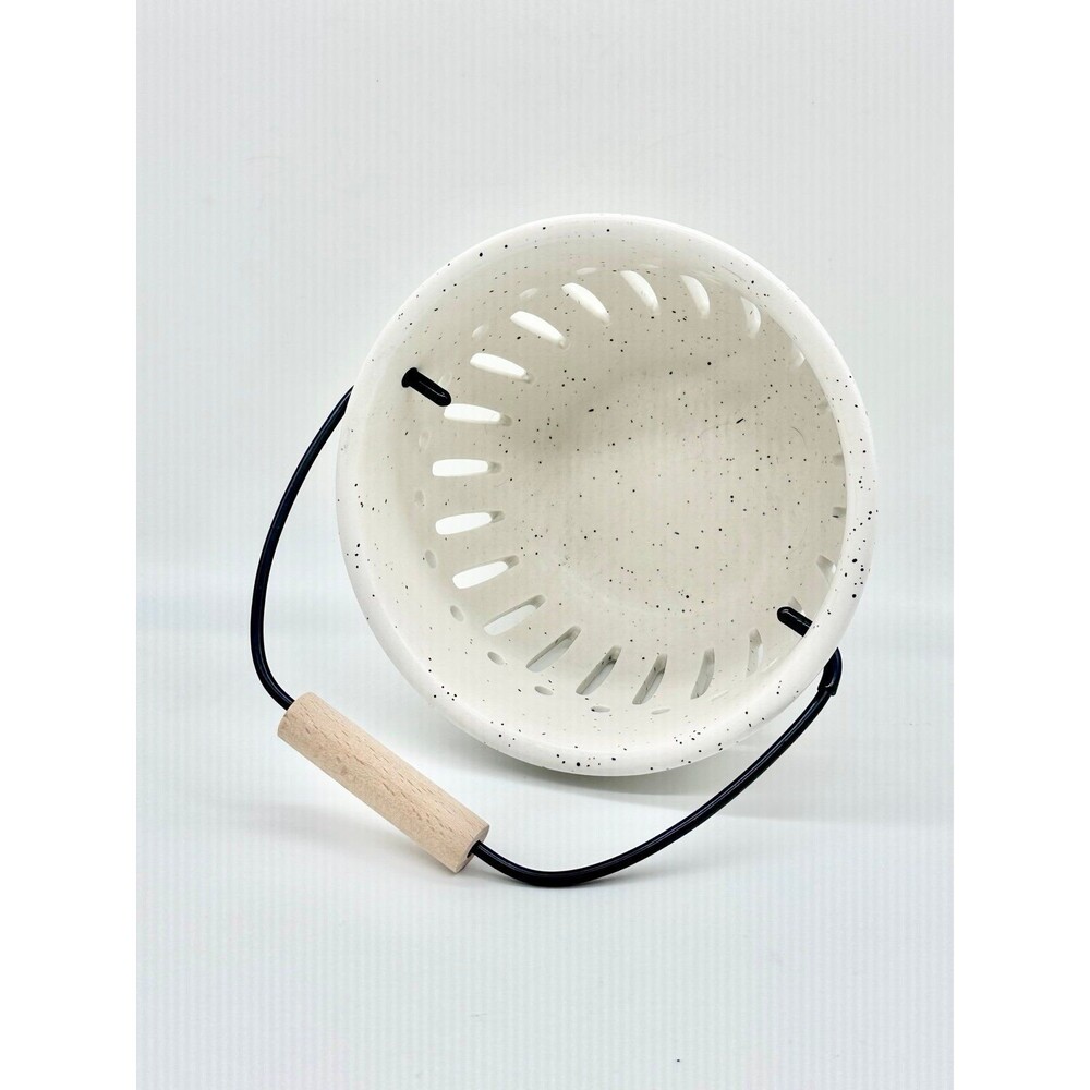 White Speckled Ceramic Dolomite Colander Strainer Wire Handles - Picture 5 of 7